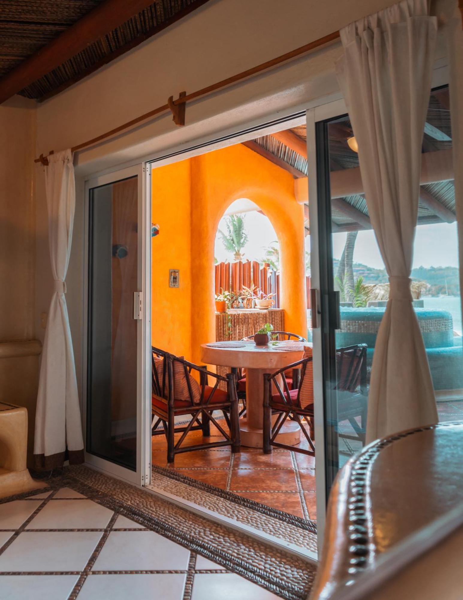 Arena Suites Zihuatanejo Eksteriør bilde